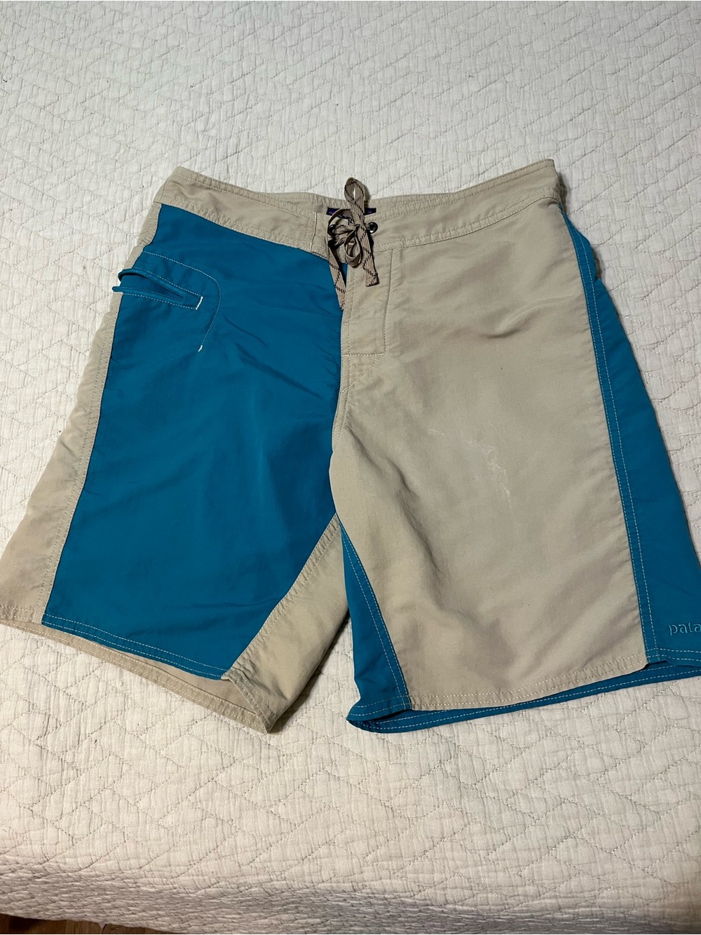 Patagonia Men's Two-Tone Beige and Teal Swim Trunks. 31
